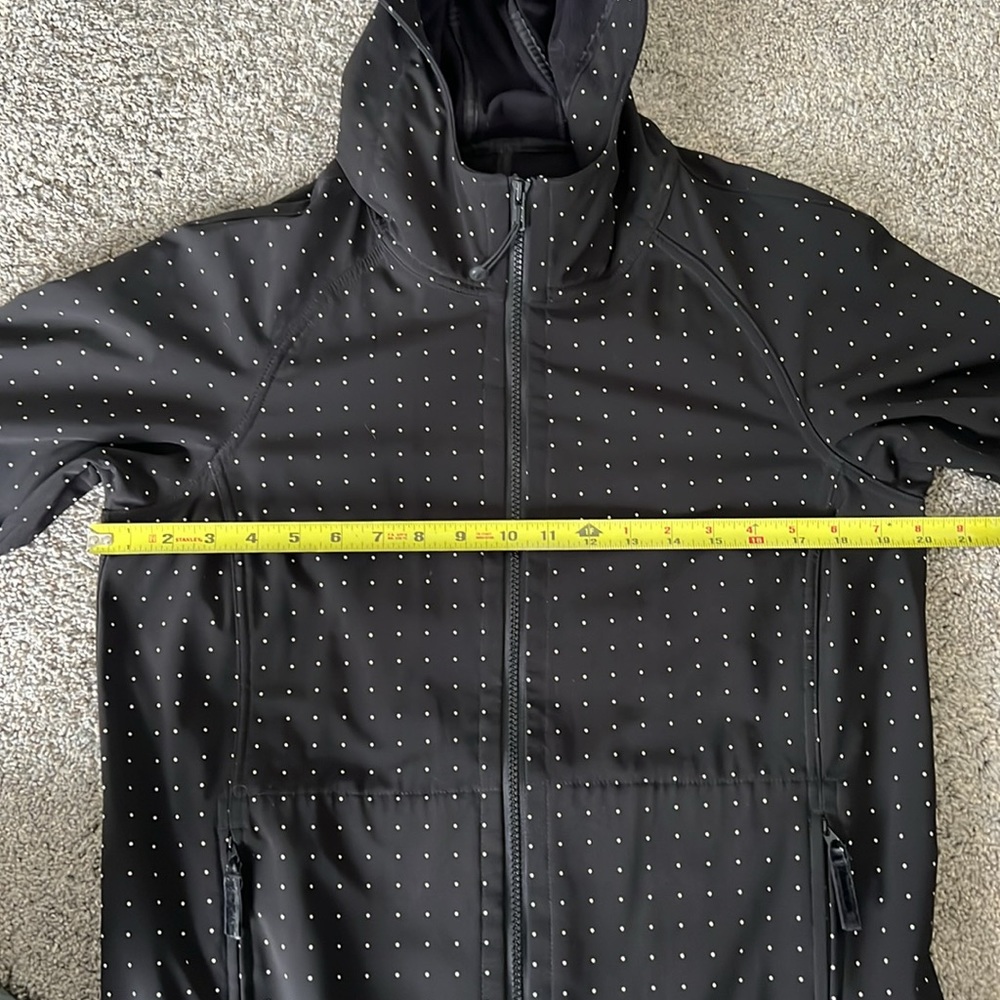 Lululemon Apres Yoga Polka Dot Hooded Jacket, M (10) - Picture 16 of 16
